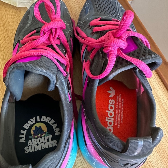 ADIDAS ZX 2K BOOST + VOLTA *NEW and RARE* - Picture 4 of 10